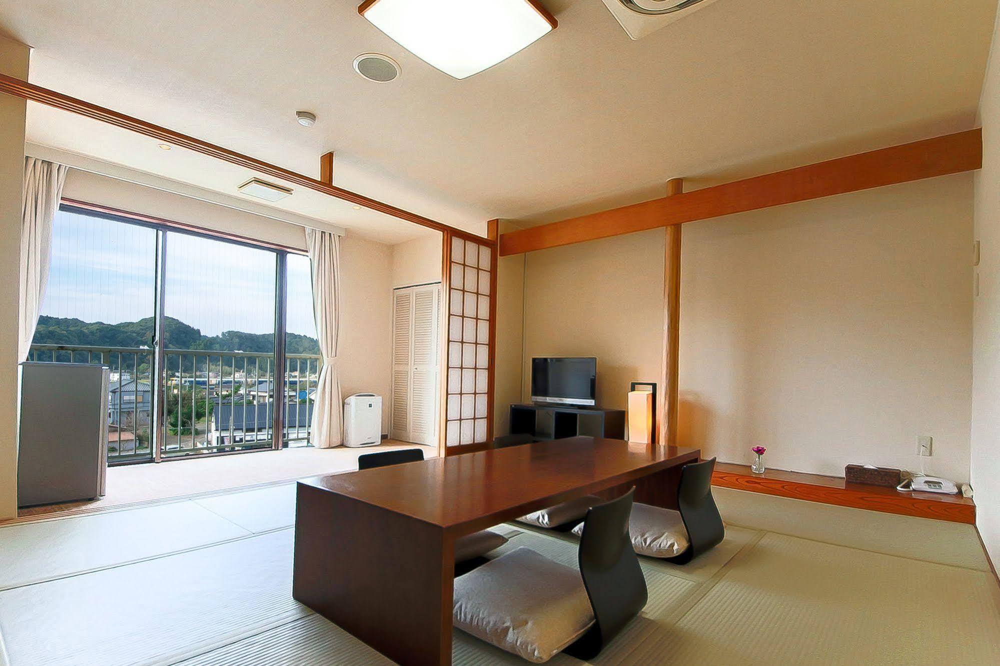 Sayan Terrace Hotel & Resort Onjuku Exterior foto